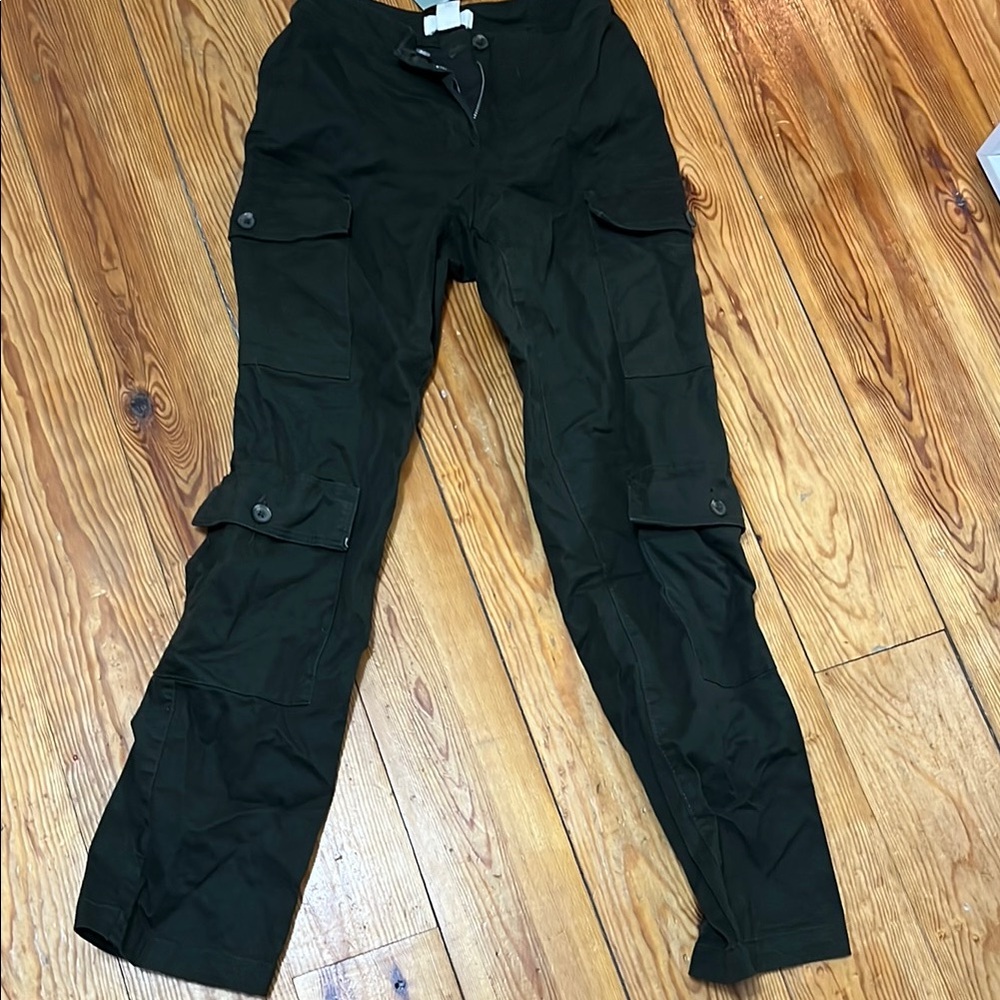 Women’s green Cargo Pants